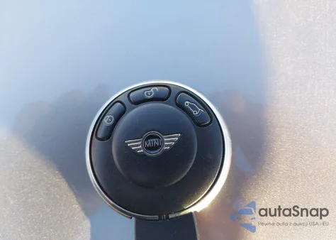 2011 Mini Cooper S z USA, uszkodzony, nr VIN WMWSV3C5XBTY23987